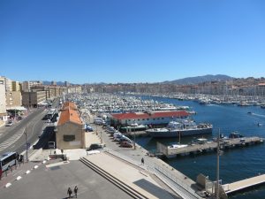 Vue-du-Port-de-Marseille-scaled