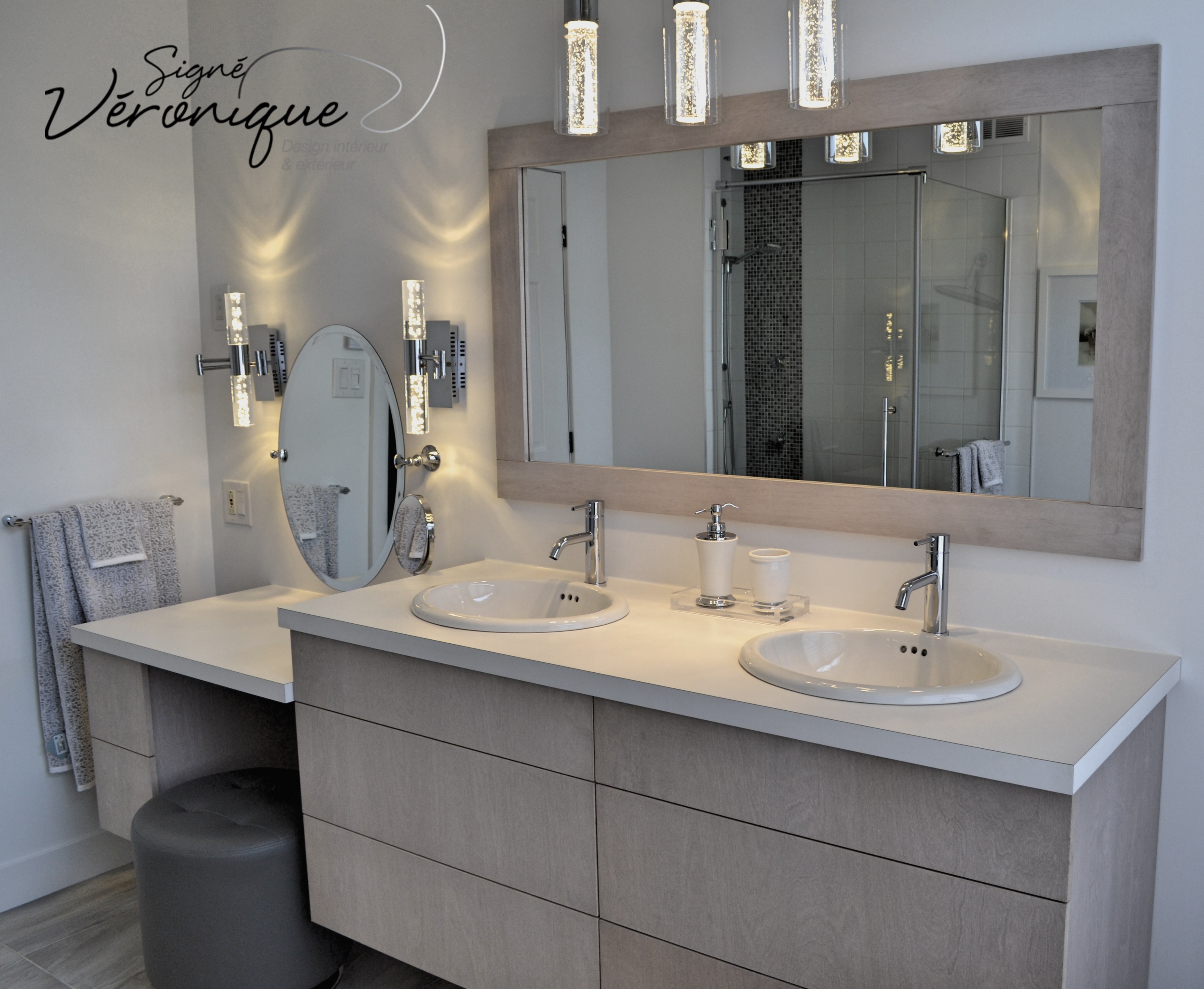 salle-de-bain-vanite-coiffeuse-signe-veronique - Le Saint-Denisien